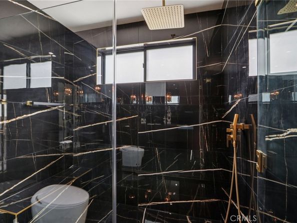 2227 N Lamer Street, Burbank CA 91504