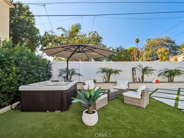 2227 N Lamer Street, Burbank CA 91504