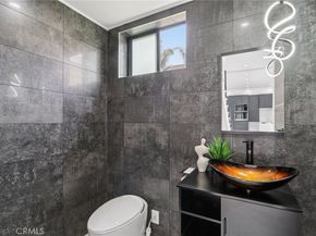 2227 N Lamer Street, Burbank CA 91504