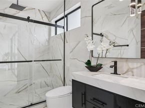 2227 N Lamer Street, Burbank CA 91504