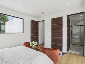 2227 N Lamer Street, Burbank CA 91504