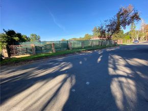 7631 Texhoma, Northridge CA 91325