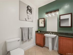 6938 Laurel Canyon 204, North Hollywood CA 91605