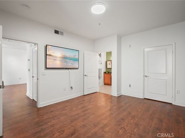 6938 Laurel Canyon 204, North Hollywood CA 91605