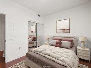 6938 Laurel Canyon 204, North Hollywood CA 91605