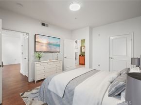 6938 Laurel Canyon 204, North Hollywood CA 91605