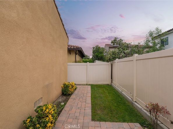 18141 Topham Street, Tarzana CA 91335