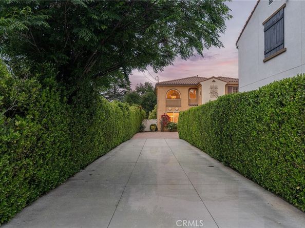 18141 Topham Street, Tarzana CA 91335