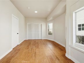 537 N Cummings Street, Los Angeles CA 90033