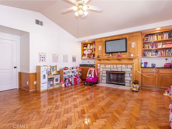 19474 Kilfinan Street, Porter Ranch CA 91326