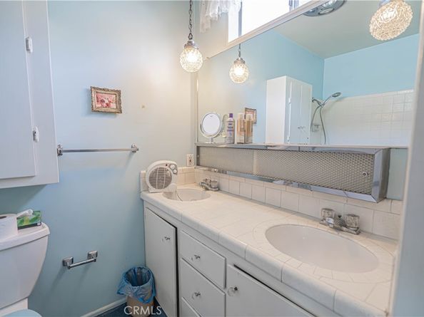 1532 N Niagara, Burbank CA 91505