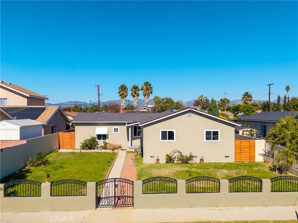 13069 Strathern Street, North Hollywood CA 91605