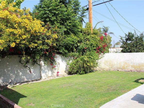 210 N Naomi, Burbank CA 91505