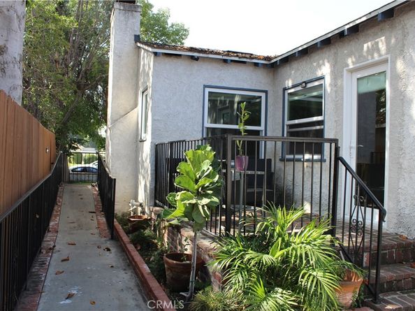 210 N Naomi, Burbank CA 91505