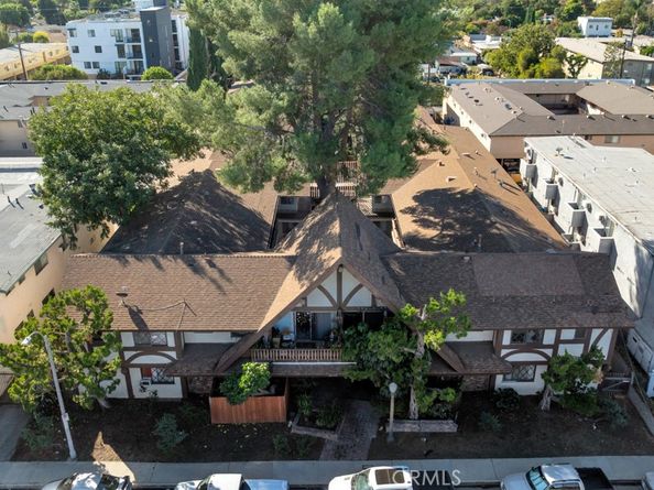 18350 Napa, Northridge CA 91325