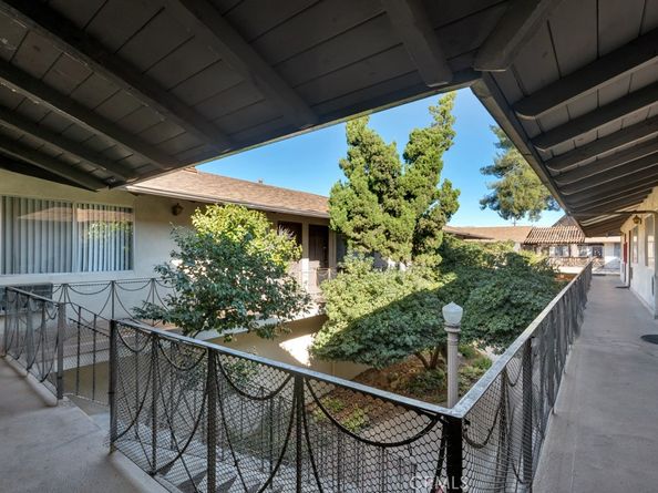 18350 Napa, Northridge CA 91325