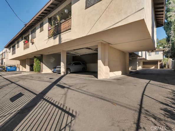 18350 Napa, Northridge CA 91325