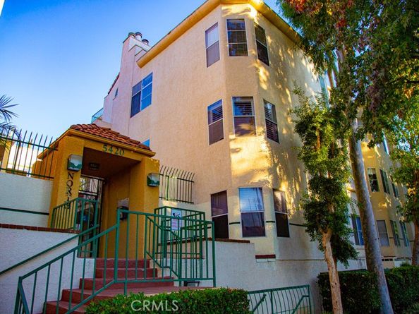 5420 Sylmar Avenue 105, Sherman Oaks CA 91401