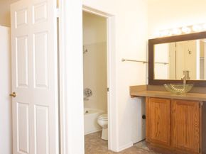 5420 Sylmar Avenue 105, Sherman Oaks CA 91401