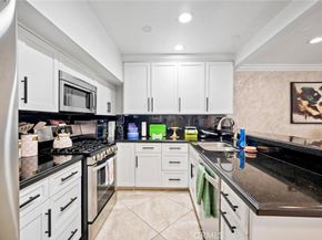 7924 Woodman Avenue 78, Panorama City CA 91402