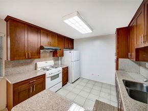 5315 Zelzah Avenue 6, Encino CA 91316