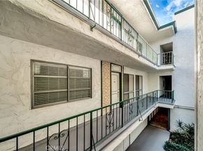 5315 Zelzah Avenue 6, Encino CA 91316