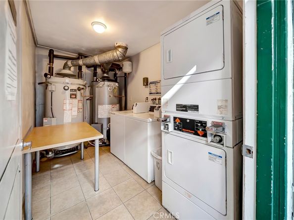 5315 Zelzah Avenue 6, Encino CA 91316