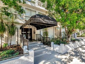 5315 Zelzah Avenue 6, Encino CA 91316