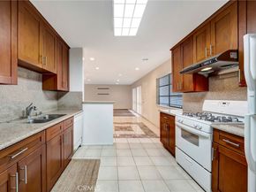 5315 Zelzah Avenue 6, Encino CA 91316