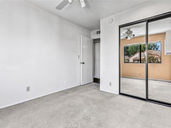 21821 Burbank 145, Woodland Hills CA 91367