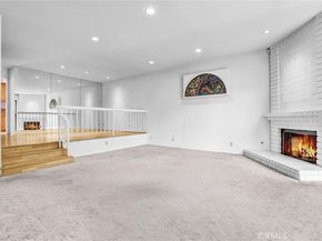 21821 Burbank 145, Woodland Hills CA 91367