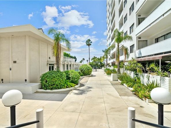 7250 Franklin 406, Los Angeles CA 90046