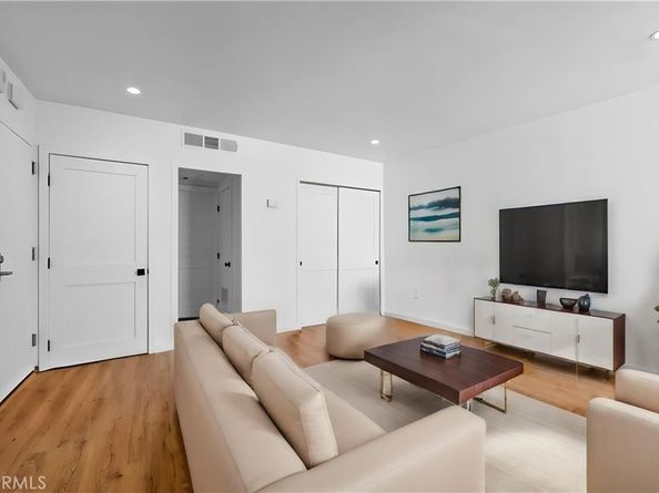 7250 Franklin 406, Los Angeles CA 90046