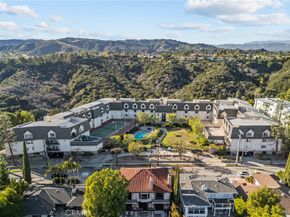 2385 Roscomare F16, Bel Air CA 90077