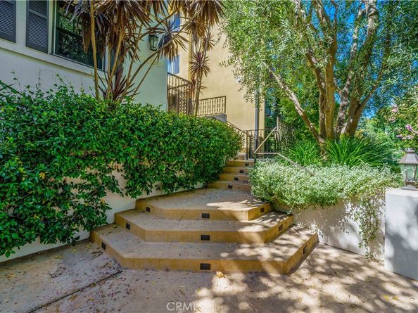 14100 Dickens Street 4, Sherman Oaks CA 91423