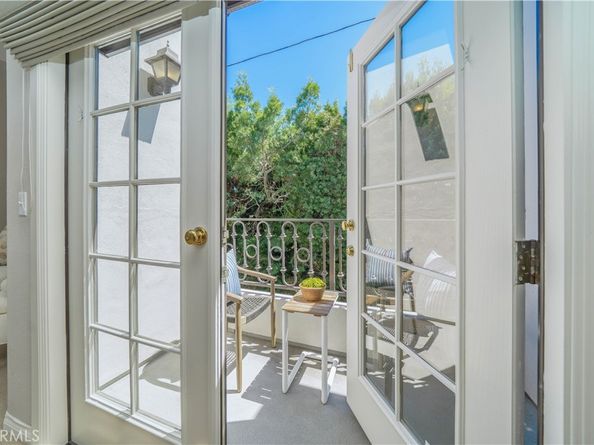 14100 Dickens Street 4, Sherman Oaks CA 91423