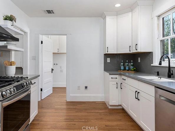 977 N Hill Avenue, Pasadena CA 91104