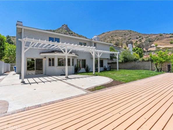 24647 Gardenstone Lane, West Hills CA 91307