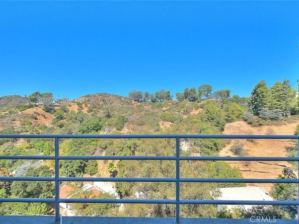 2579 Leicester Drive, Los Angeles CA 90046