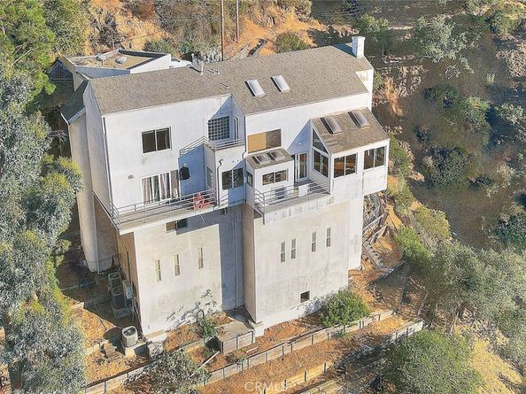 2579 Leicester Drive, Los Angeles CA 90046