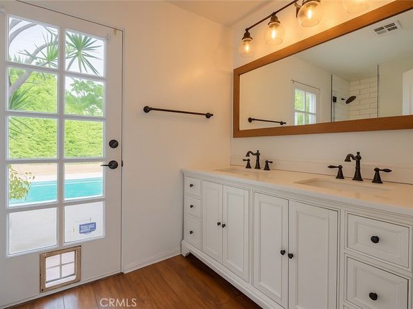 18351 San Fernando Mission Boulevard, Porter Ranch CA 91326