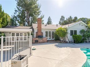 18351 San Fernando Mission Boulevard, Porter Ranch CA 91326