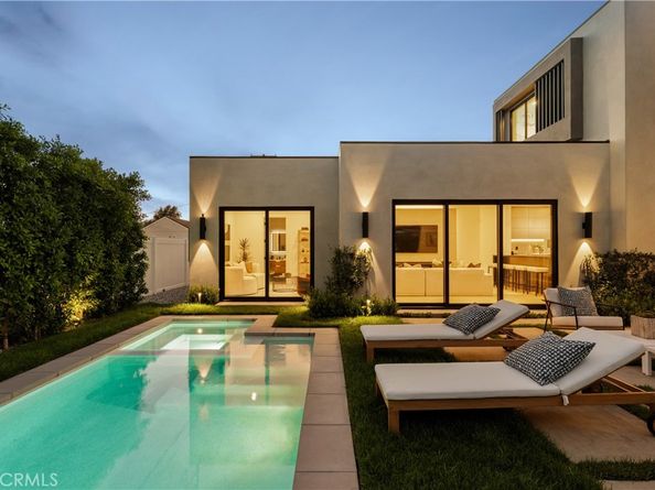 17462 Bullock Street, Encino CA 91316