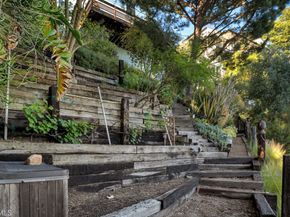 8615 Skyline Drive, Los Angeles CA 90046