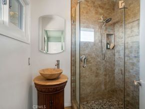 8615 Skyline Drive, Los Angeles CA 90046