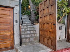 8615 Skyline Drive, Los Angeles CA 90046