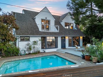 8615 Skyline Drive