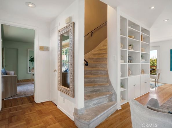8615 Skyline Drive, Los Angeles CA 90046