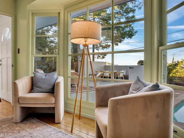 8615 Skyline Drive, Los Angeles CA 90046