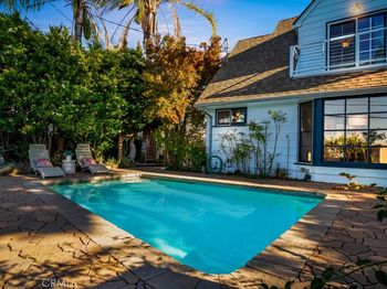 8615 Skyline Drive